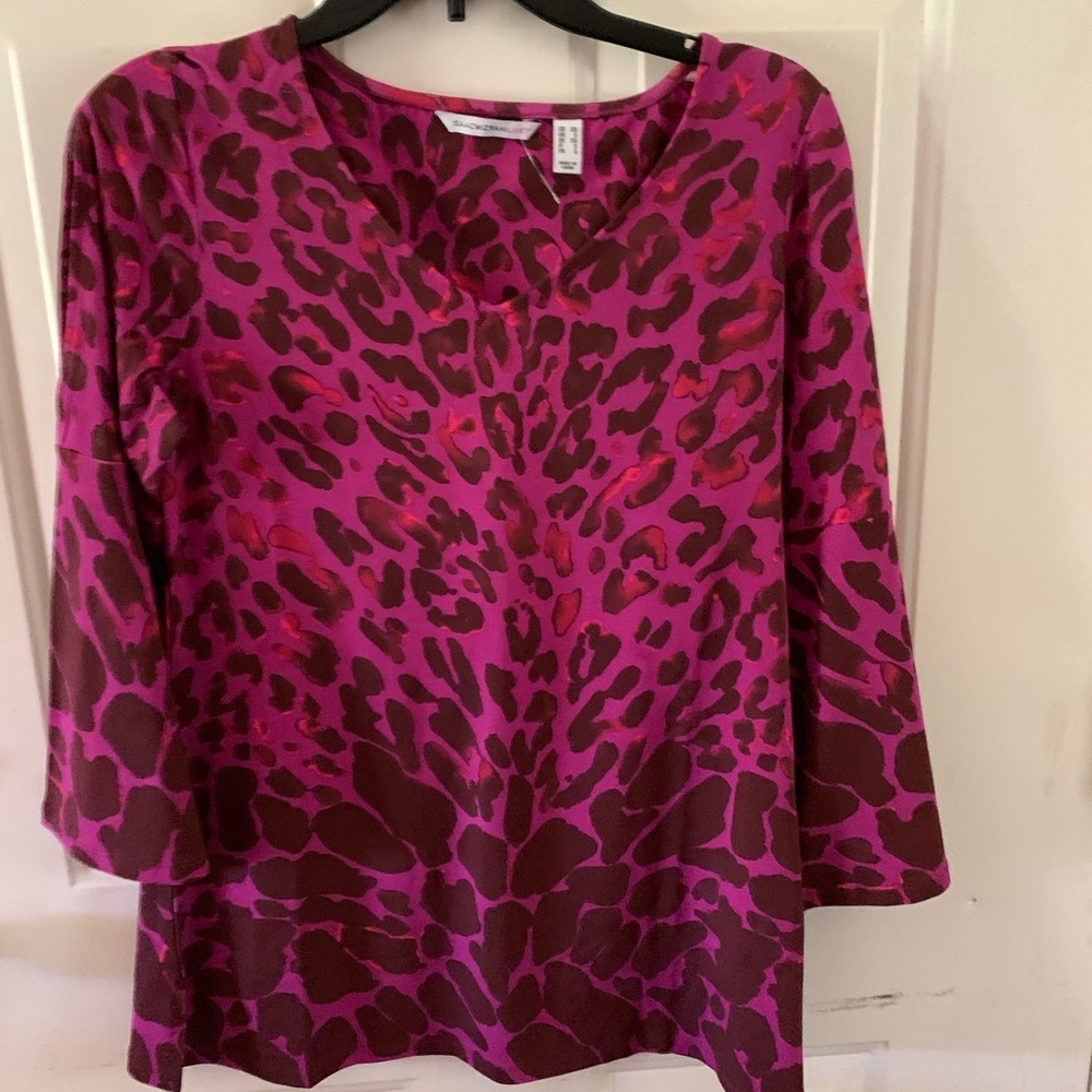 Pink red and brown top